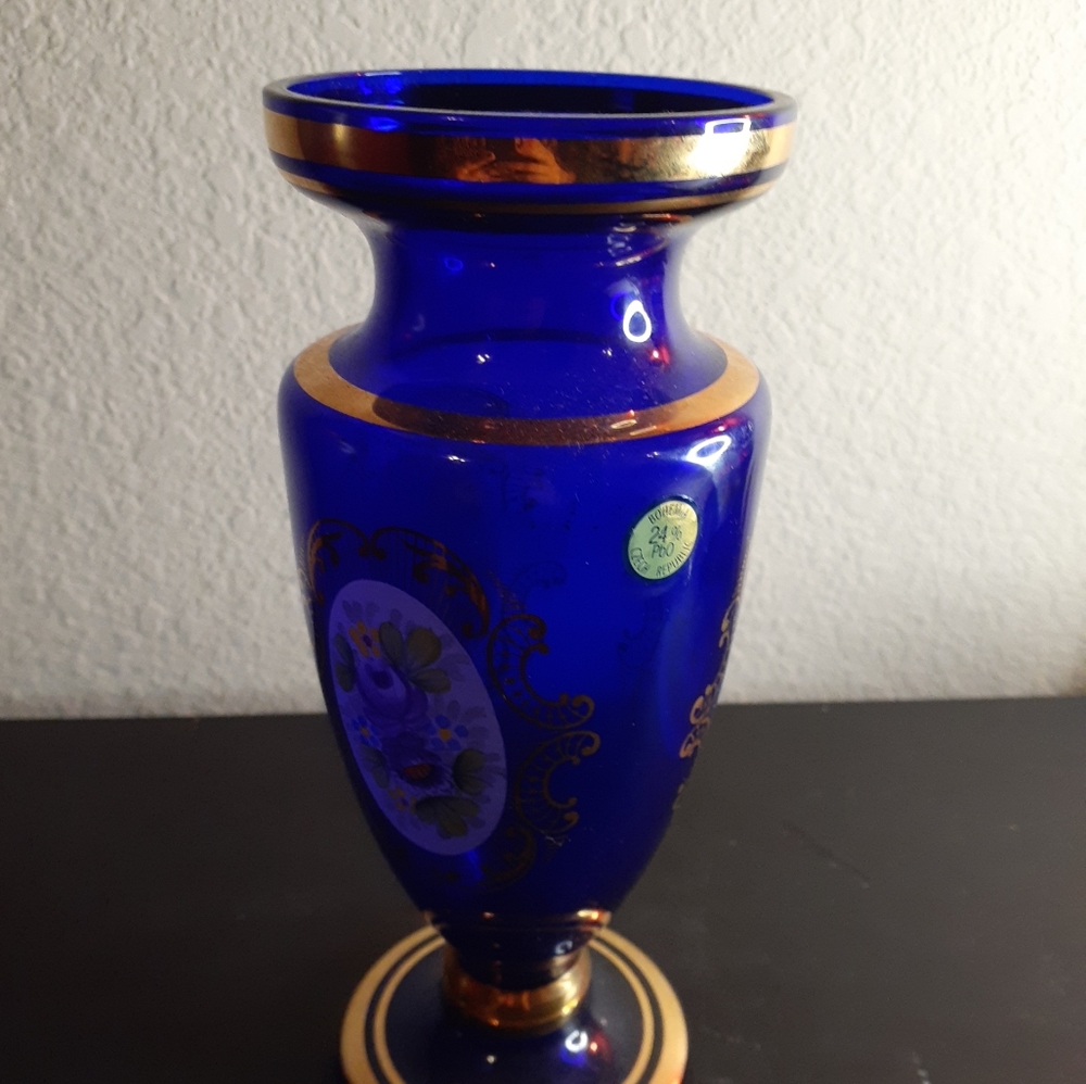 EXQUISITE Bohemia Czech Republic Gilt & Enamel 8" Cobalt Blue Vase.